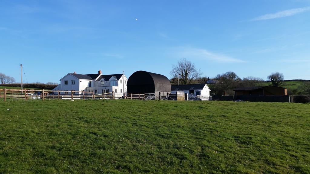 Pantysgyfarnog Near Carmarthenshire Pembrokeshire Hotel Buitenkant foto